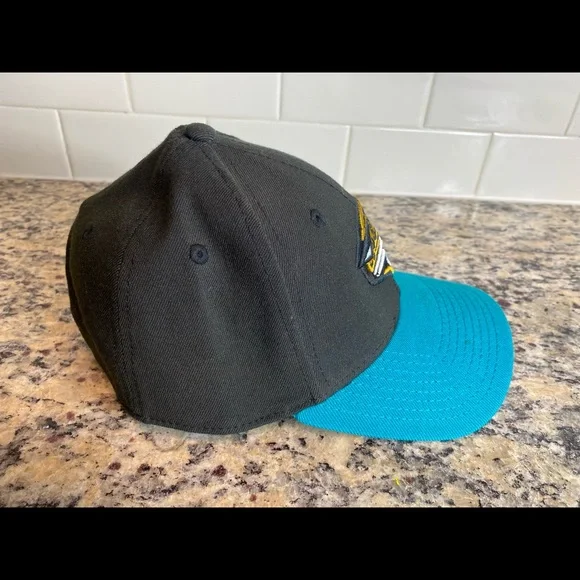 jacksonville jaguars hat - Picture 2 of 7
